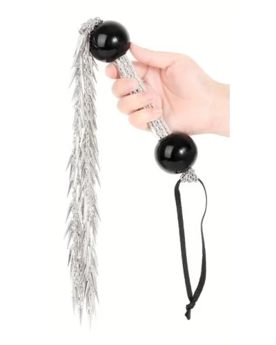 Martinet avec pointes métal Dominator 50cm sextoys et accessoires sur La Boutique du Hard