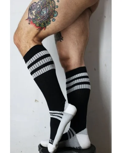 Chaussettes hautes Retro Remix Noires sextoys et accessoires sur La Boutique du Hard