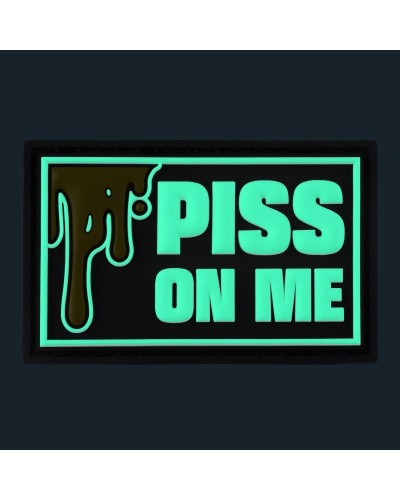 Tag Piss On Me avec scratch sextoys et accessoires sur La Boutique du Hard