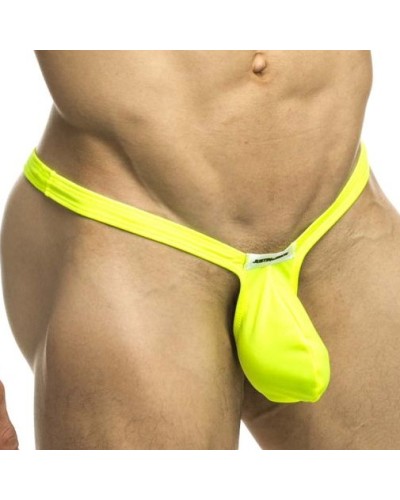 String Bulge Thong Jaune fluo sextoys et accessoires sur La Boutique du Hard