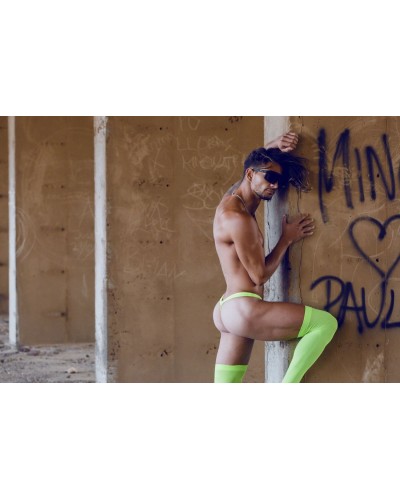 String Bulge Thong Jaune fluo sextoys et accessoires sur La Boutique du Hard