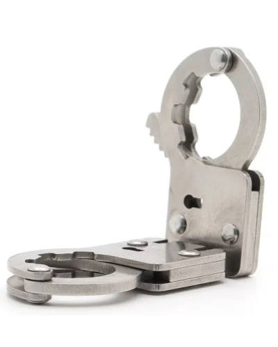 Menottes de pouces articulées Fingy Restrict Métal sextoys et accessoires sur La Boutique du Hard