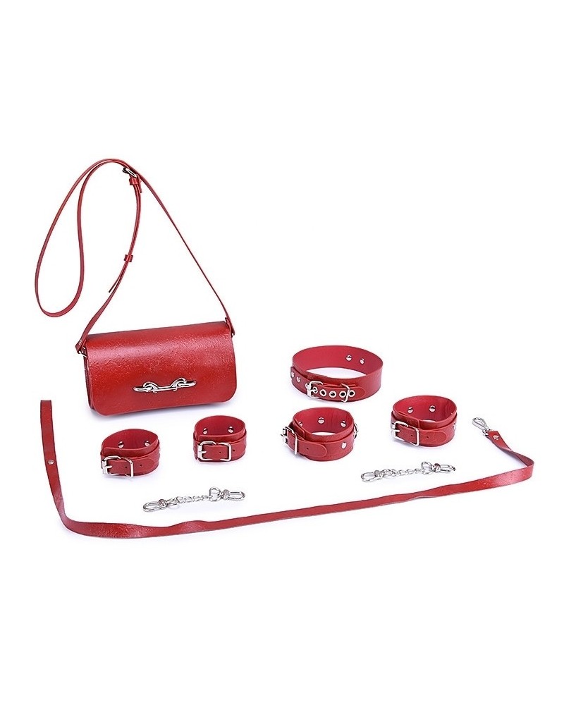 Kit SM Flavia 4 Pièces Rouge sextoys et accessoires sur La Boutique du Hard